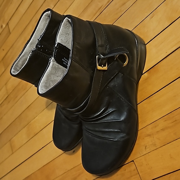 Naturalizer Cassini Ankle Boots Booties Women’s Leather Black Comfort Shoes - Picture 2 of 8